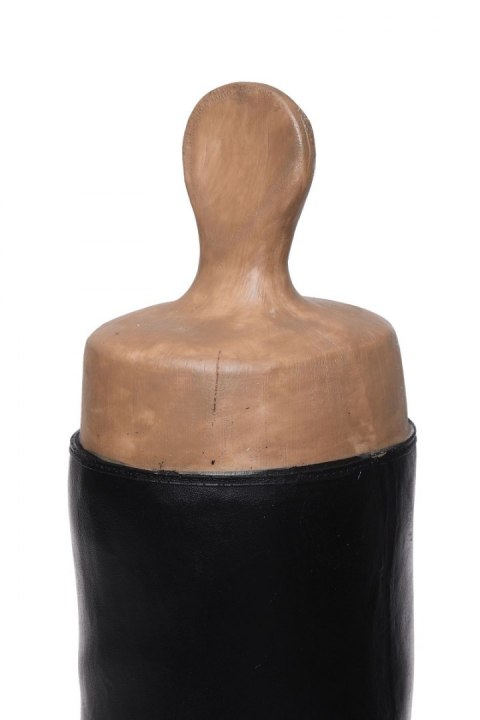 FIGURKA BUT PRAWY 29X12X58 CM FIGURKA BUT PRAWY 29X12X58 CM